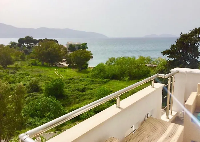 David מלון דירות Vlorë